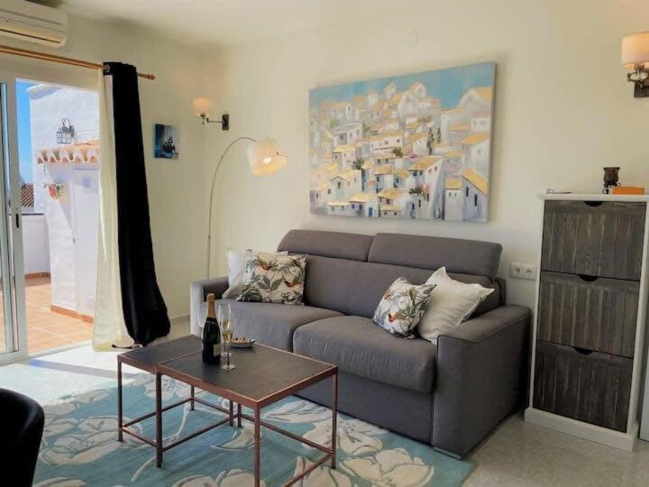 Lägenhet Apartmento Tanger Oasis Nerja